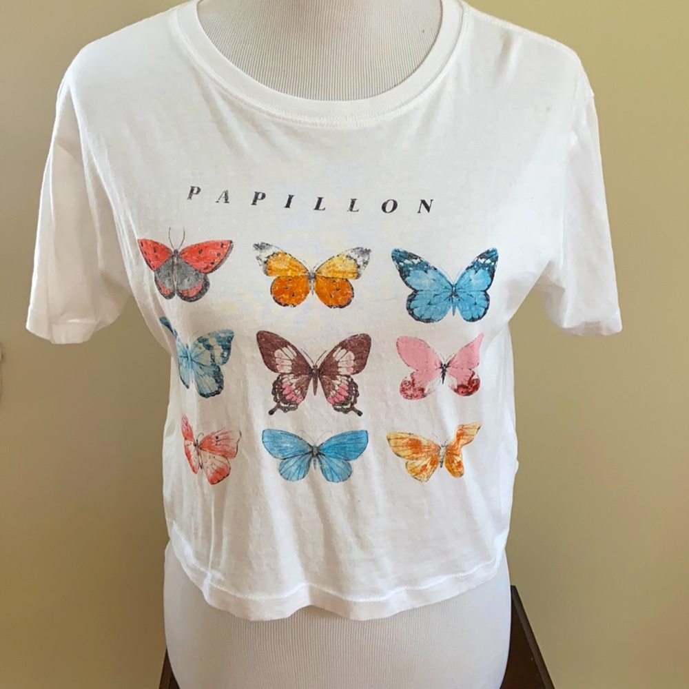 Small, white t-shirt from Garage